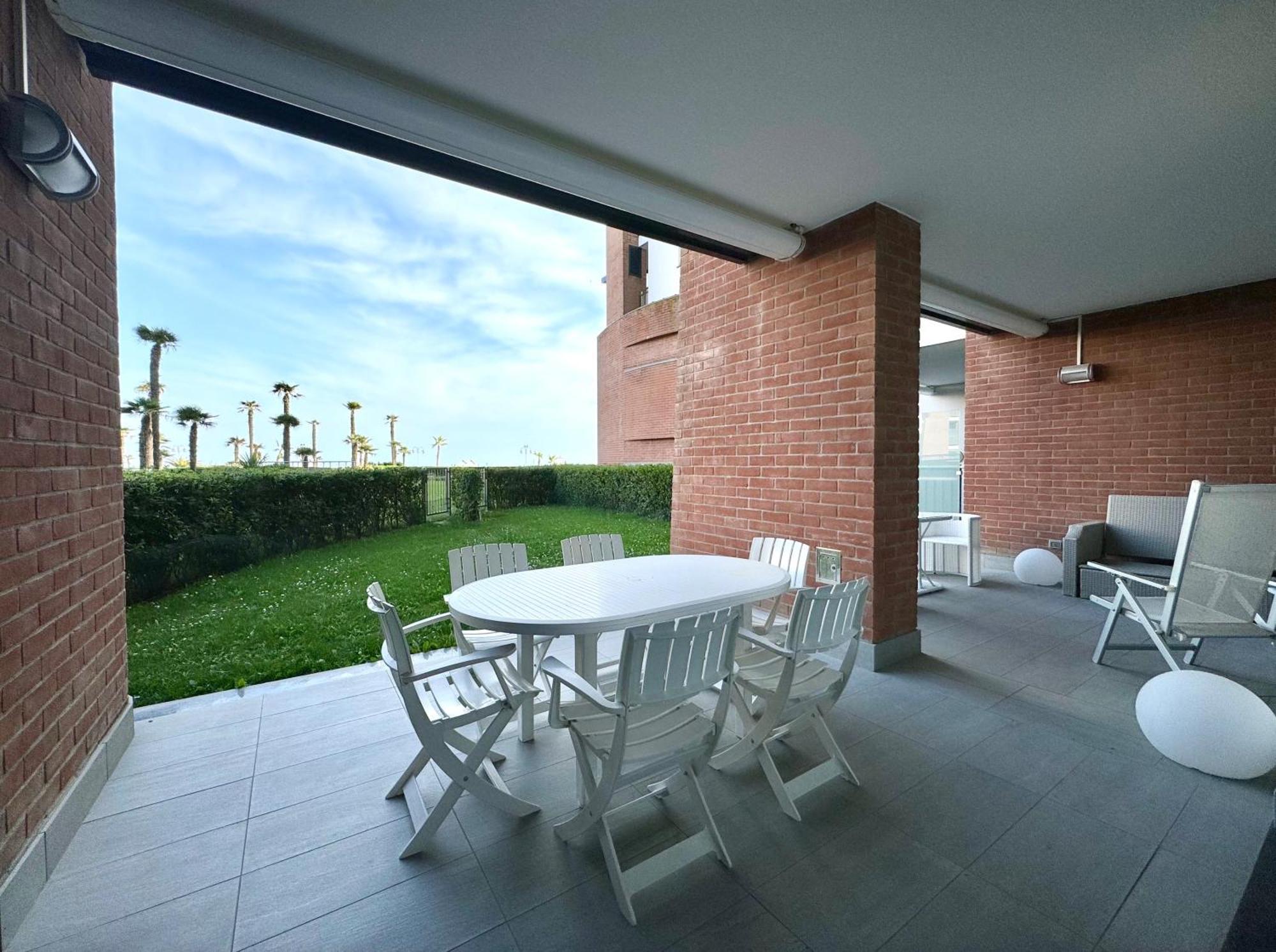 Frontemar Residenze Sul Mare - Carraro Immobiliare Jesolo - Family Apartments Extérieur photo